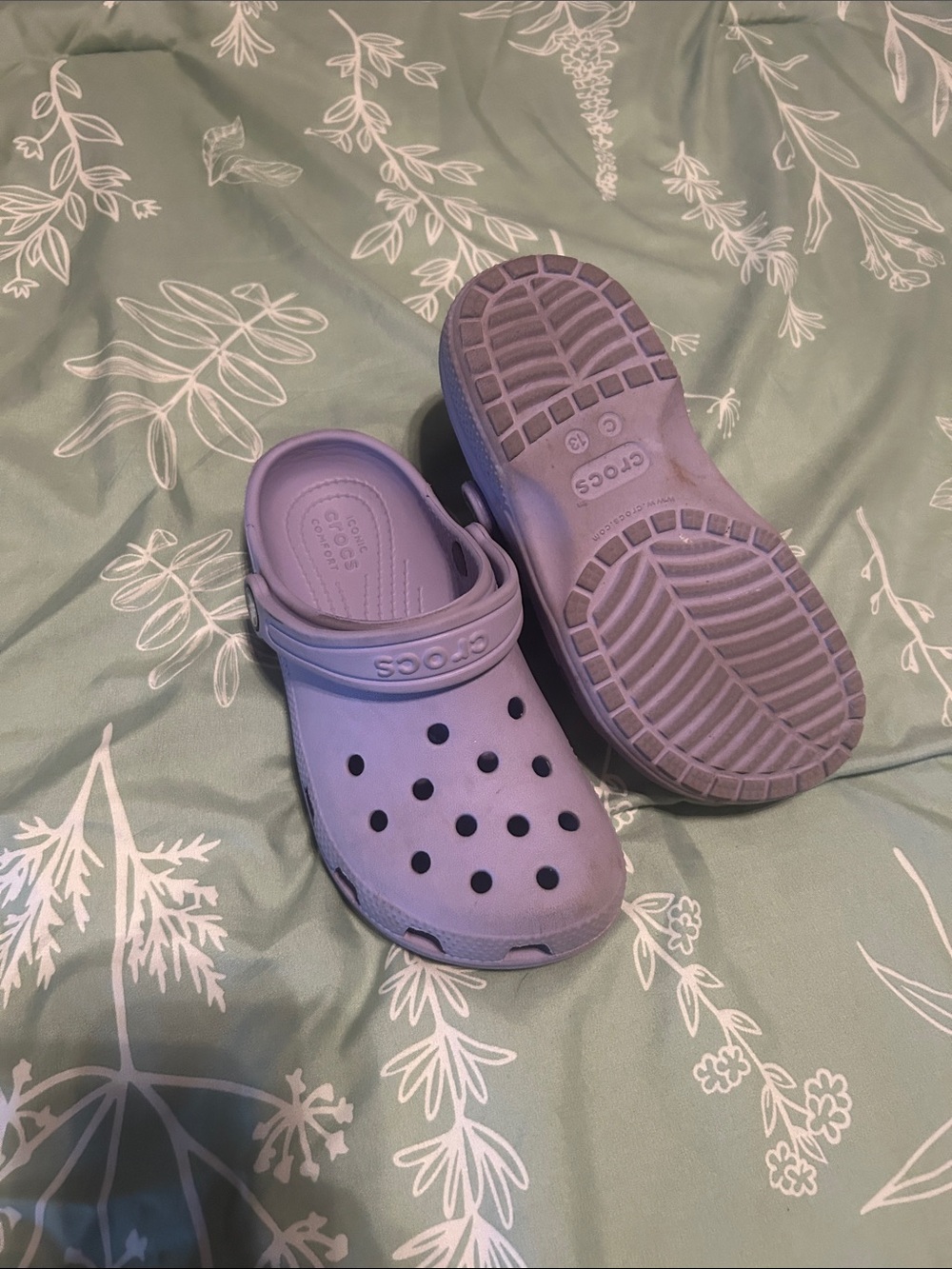 CROCS Kids Classic Clog in Light Purple
